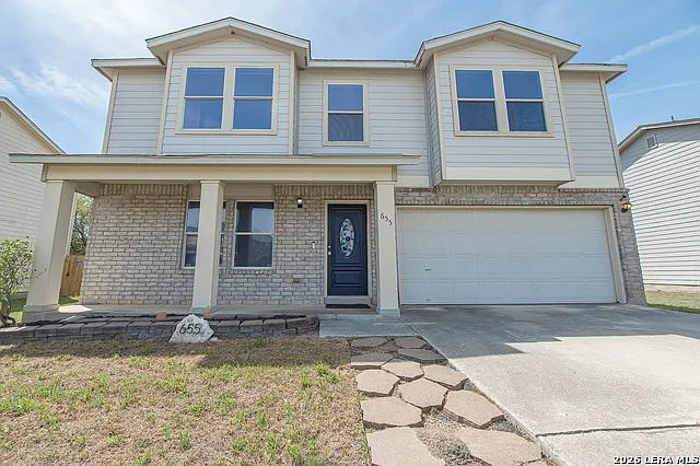 655 Northlake Dr — Photo 2