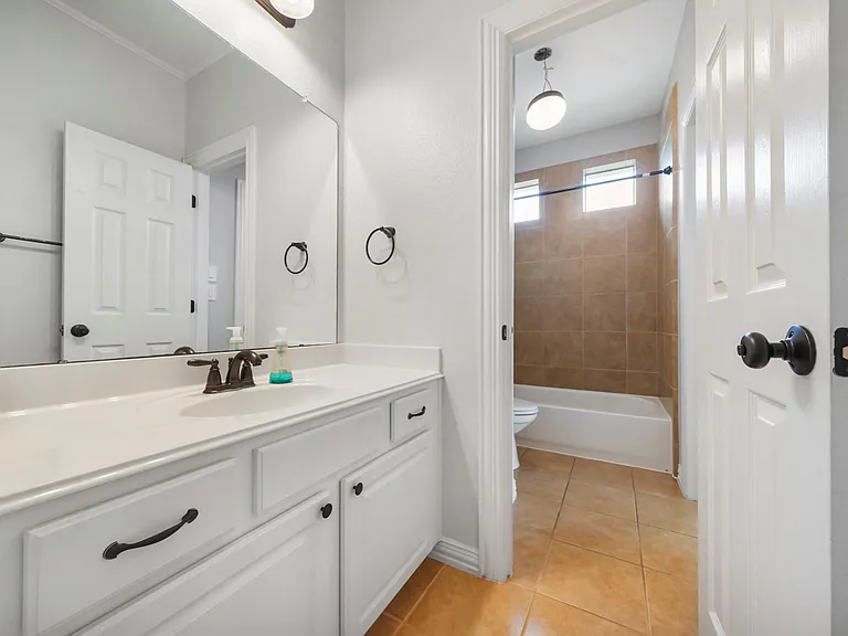 5430 Tyler Park Ln — Photo 24