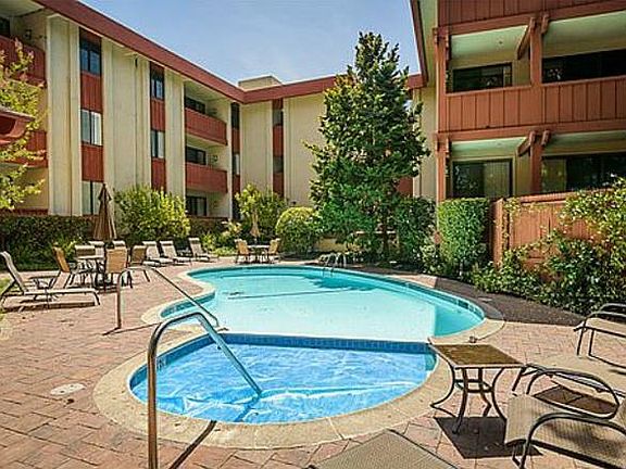2nd image of 1435 Bellevue Ave APT 103