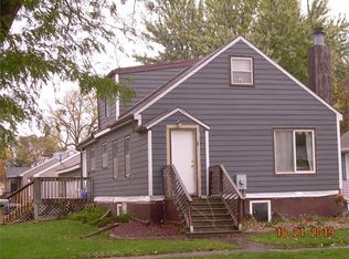 124 7th St W, Brookings, SD 57006