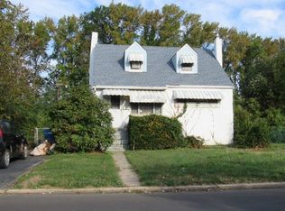 3537 Rockview Dr, Bristol, PA