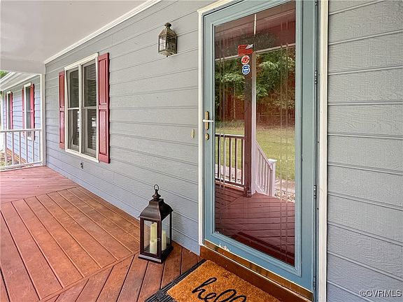 4th image of 2600 Butterwood Dr