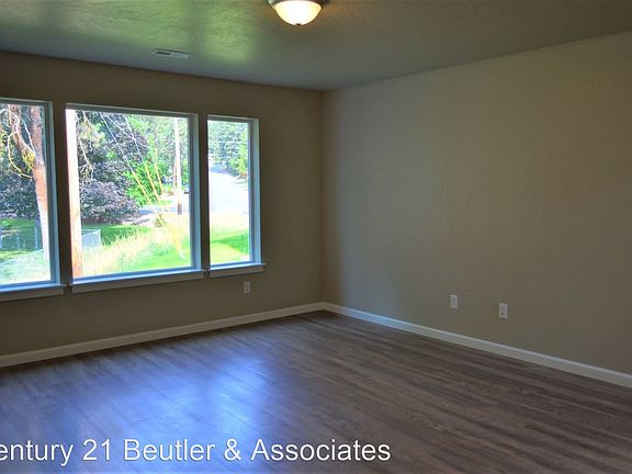 5th image of 4315 N Centennial Ln