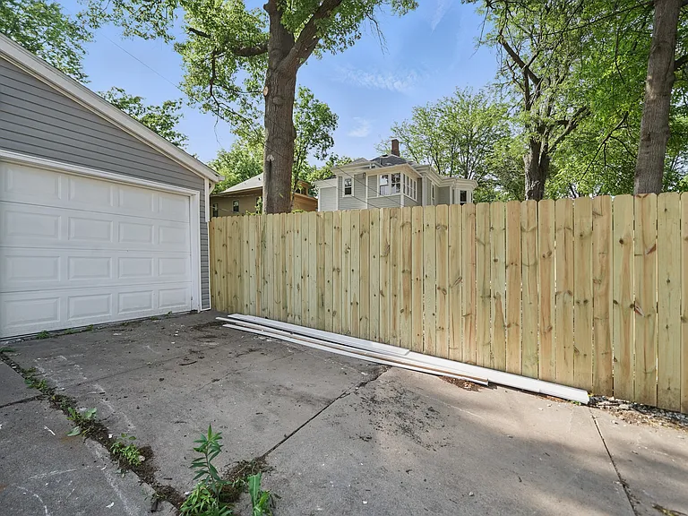 1900 Euclid Ave #1 — Photo 11