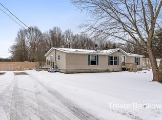 4502 Russell Rd, Muskegon, MI 49445