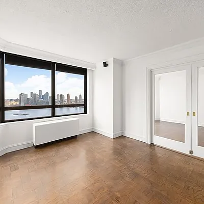 Rented by Douglas Elliman | media 17