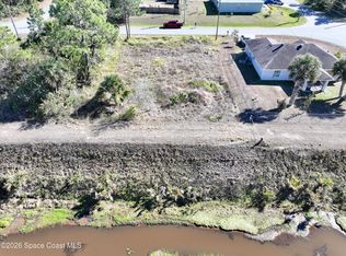 405 Paigo St SE, Palm Bay, FL 32909