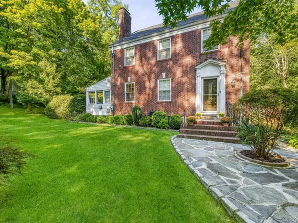 28 Winslow Road, White Plains, NY 10606