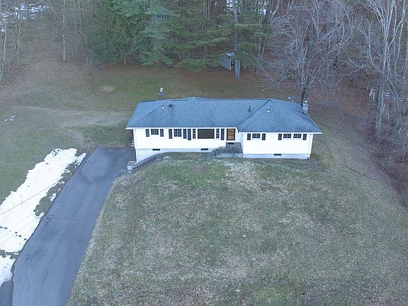 3rd image of 9 Mount Pleasant Dr