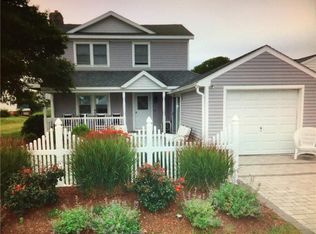 51 3rd St, Charlestown, RI 02813