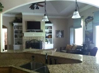 21822 Oak Leaf Ln, Bullard, TX 75757