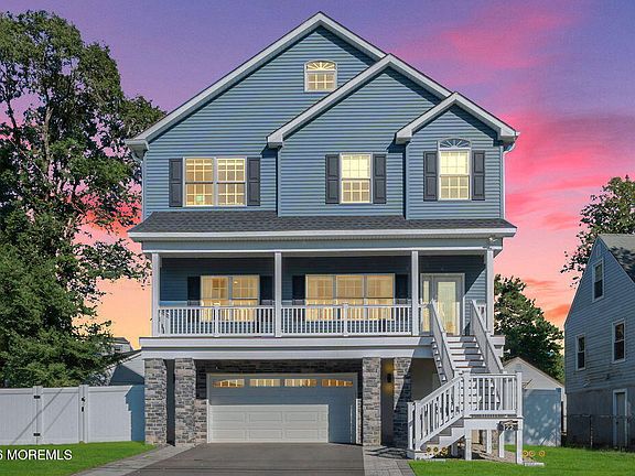 3rd image of 122 Dock Street