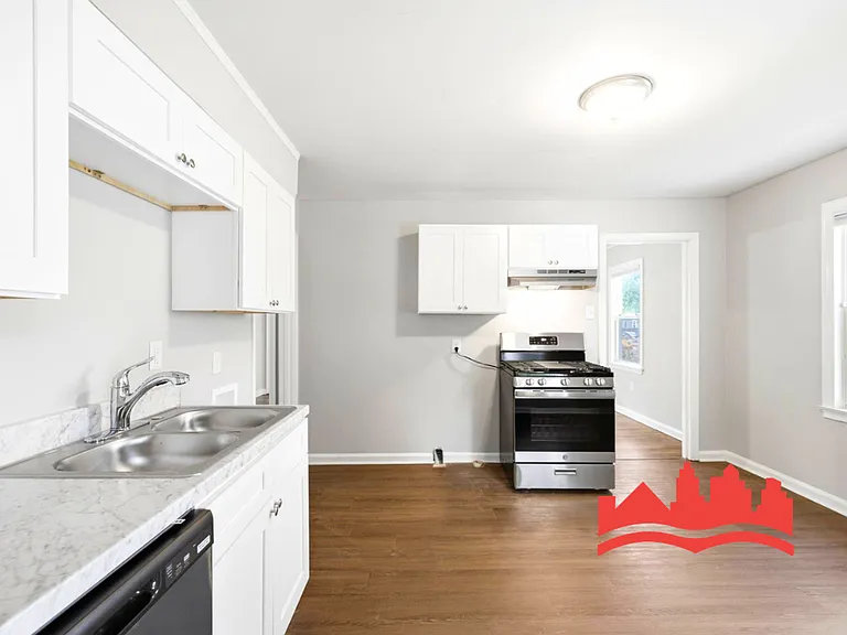 3827 Vanuys Rd — Photo 14