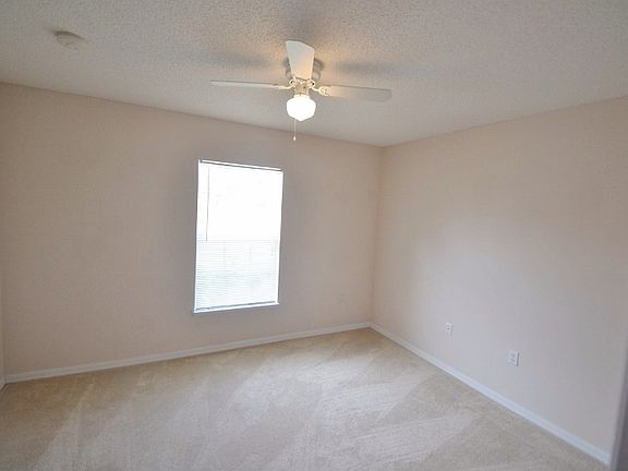5th image of 3172 Pigeon Cove St