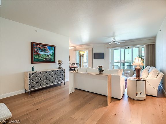 4th image of 4141 Bay Beach Ln Unit 482