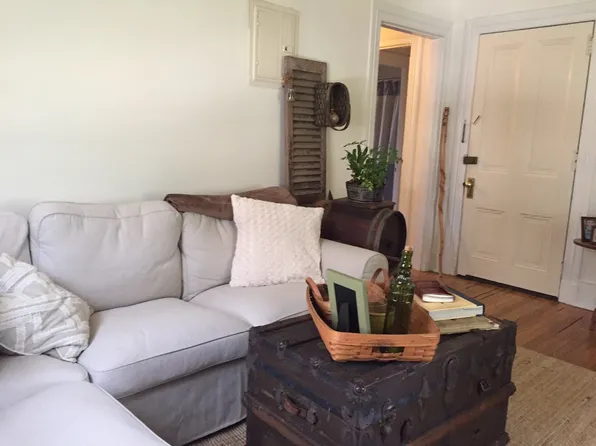 424 N High St APT 4, West Chester, PA 19380