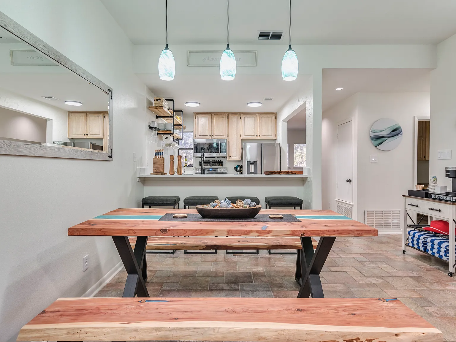 2 bed, $2,300 — Photo 3