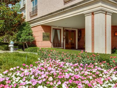 3303 Blackburn St APT 402, Dallas, TX, 75204