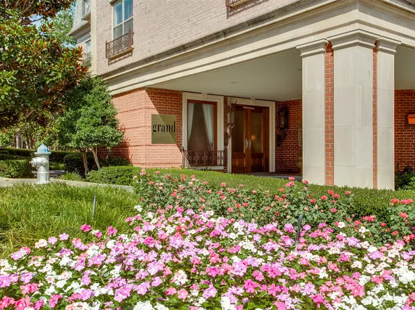 3303 Blackburn St APT 402, Dallas, TX 75204