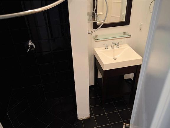 4th image of 6412 D Orsay Ct