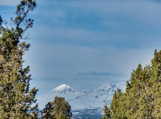 66955 Rock Island Ln, Bend, OR 97701
