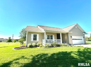 1681 Joy Ln, Centralia, IL 62801