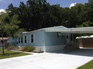 821 Oakwood Cir, Wildwood, FL 34785