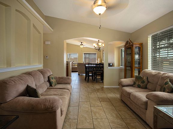 4th image of 3124 Manny Aguilera Dr