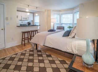 142 Neal St, Portland, ME 04102