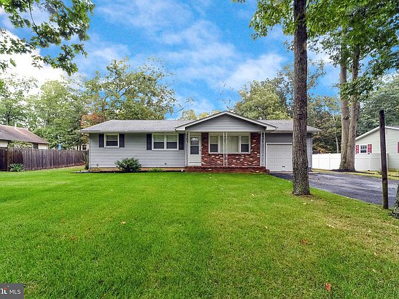 2nd image of 2387 Brookhaven Dr