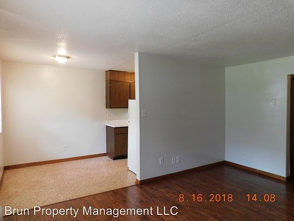 4th image of 2720 Holbrook Dr APT 3