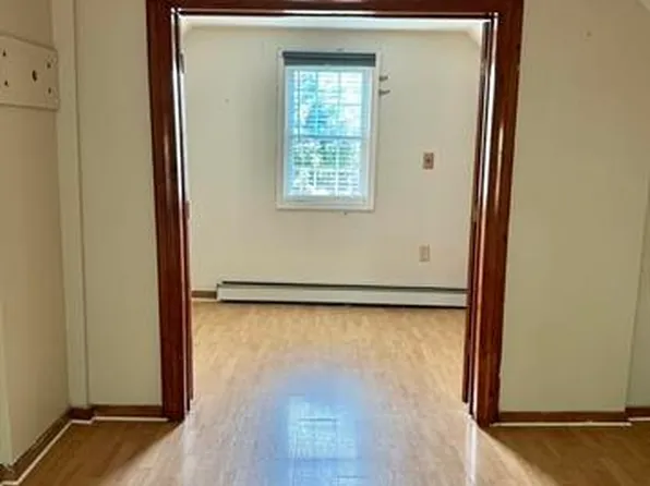 720 Hudson Avenue image 8 of 11