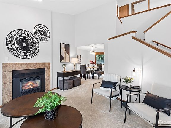 4th image of 3019 211th Street SW