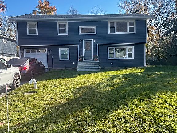 3rd image of 36 Lakewood Rd