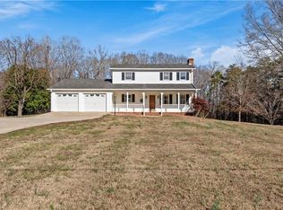 4821 Old Us Highway 421 E, Yadkinville, NC 27055