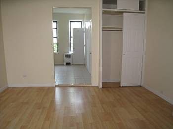 1st image of 3038 44th St #2L