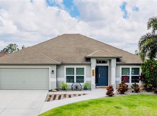 1622 NE 34th Ln, Cape Coral, FL 33909