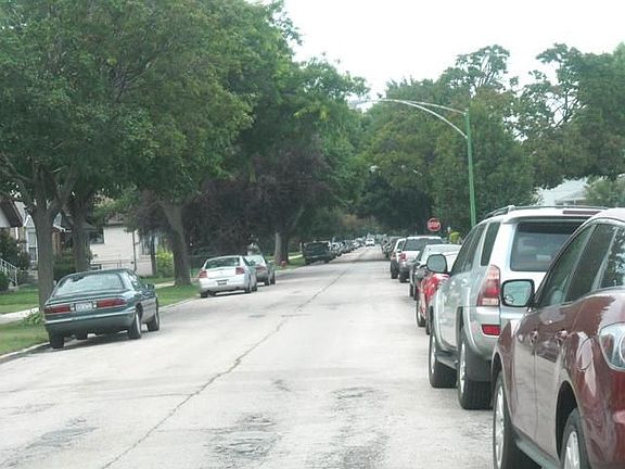 3rd image of 6235 S Moody Ave