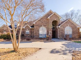 611 Providence Dr, Bryant, AR 72022