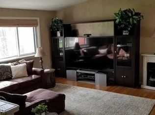 966 Hamlin Hwy, Lake Ariel, PA 18436
