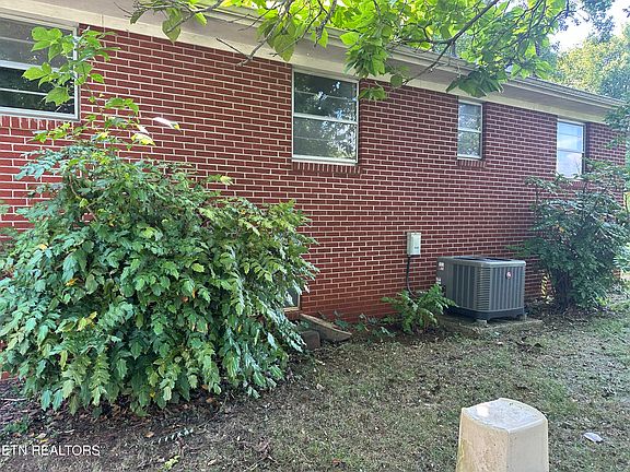 5th image of 6809 Ottinger Dr