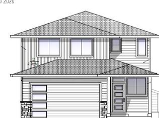 1012 NE Regan Hill Loop, Estacada, OR 97023