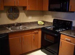 520 NE 30th St, Wilton Manors, FL 33334