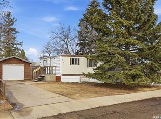 111 Leland Ter, Saskatoon, SK S7H5A1