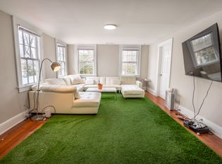 54 Vanderhorst St #D, Charleston, SC 29403