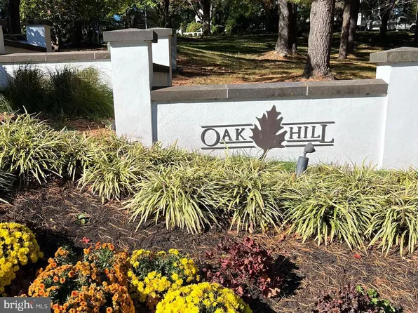 1640 Oakwood Dr APT W114, Narberth, PA 19072