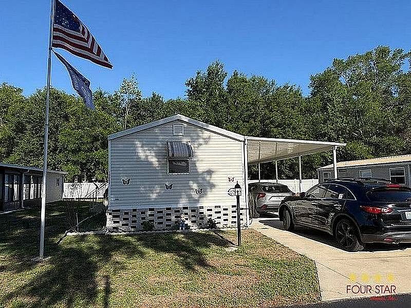 1st image of 10081 SE 22nd St