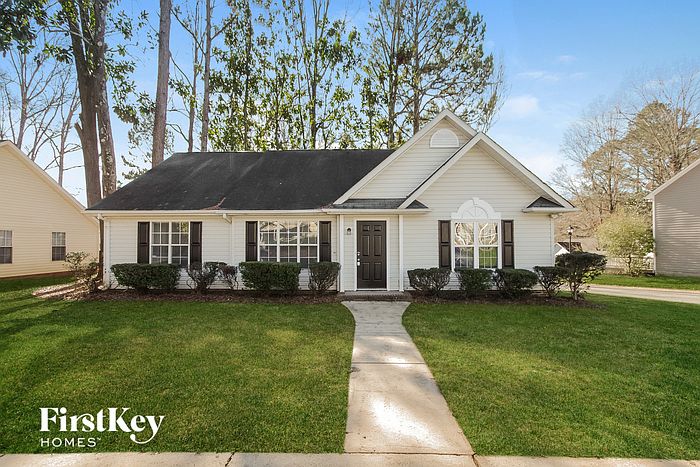 1st image of 5820 Country Walk Dr