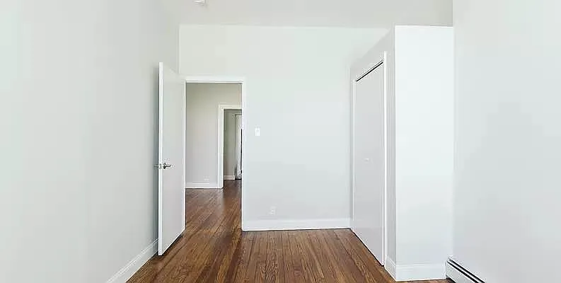 Rented by Compass | media 23