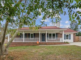 106 Blue Jay Ct, Fayetteville, NC 28306